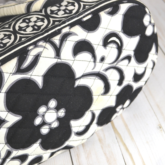 Vera Bradley Large Shoulder bag - Picture 6 of 6